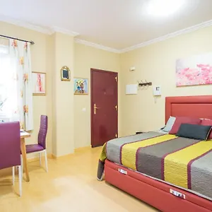  Apartamento Rentalsevilla Paseando Por El Palacio De Dueñas
