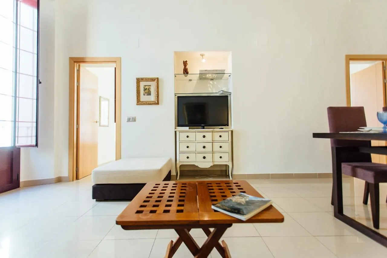Bright And Central- 2Bd 1Bth- Malhara Севилья Испания