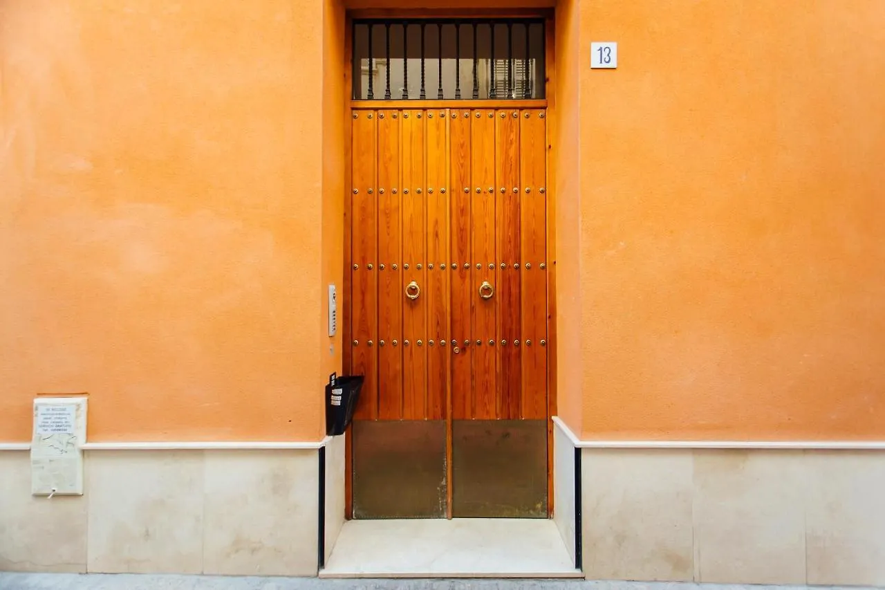 Bright And Central- 2Bd 1Bth- Malhara Seville Apartment